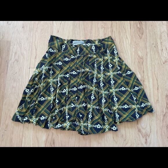 Urban Outfitter green patterned skirt - Picture 1 of 2